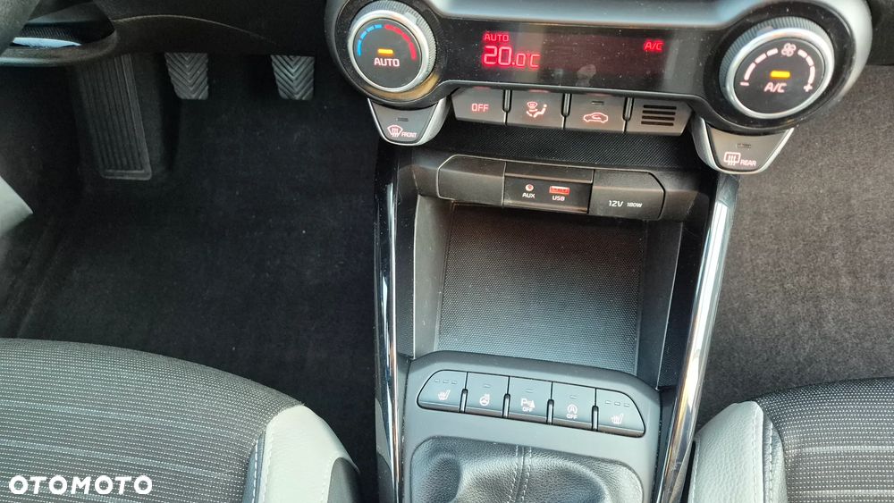 Kia Stonic 1.6 CRDi SCR L - 13