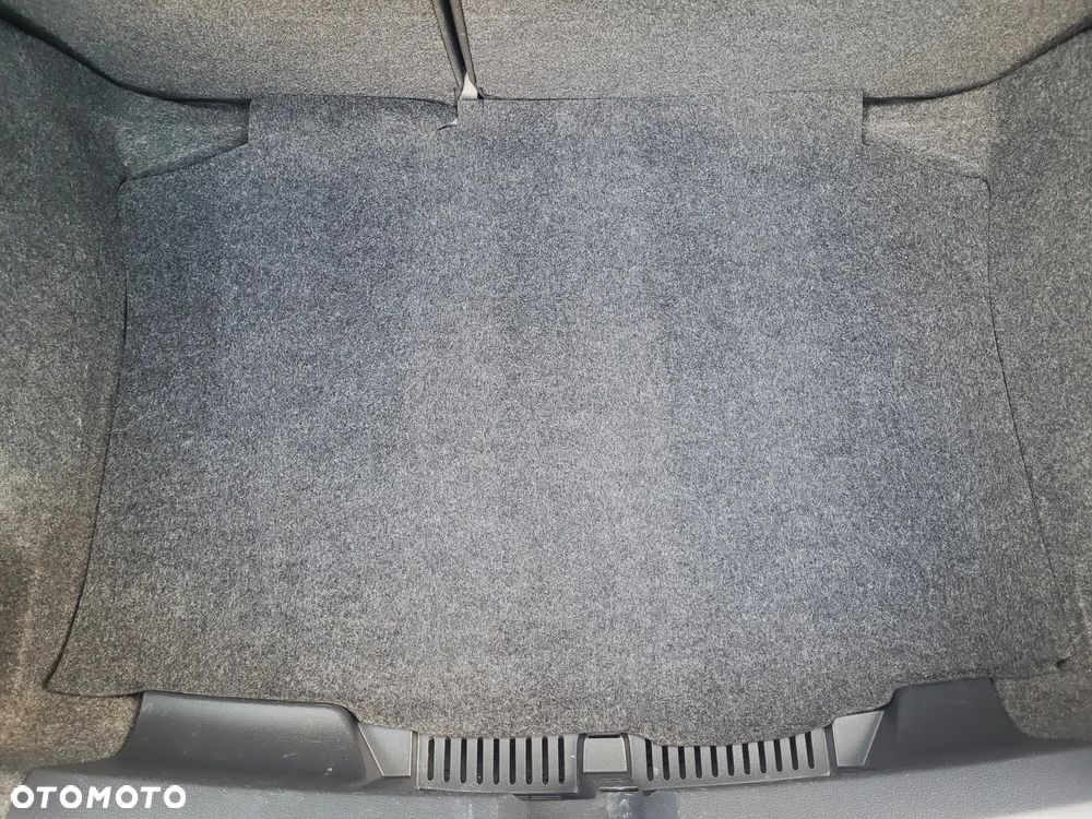 Seat Ibiza 1.4 16V Reference - 21