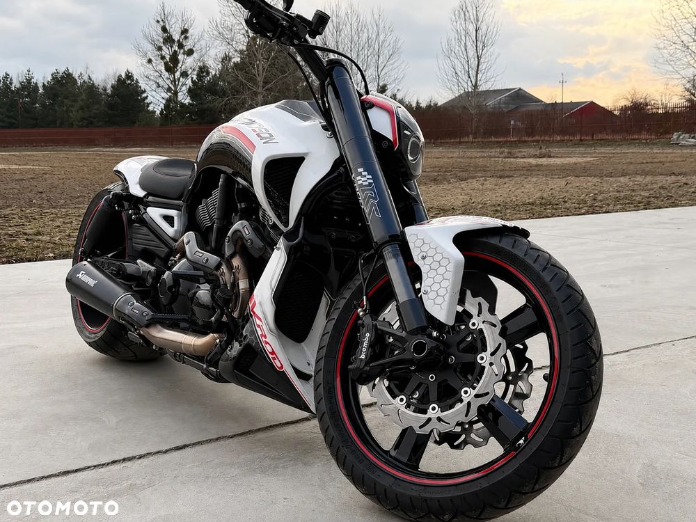 Harley-Davidson V-Rod Night Rod - 4