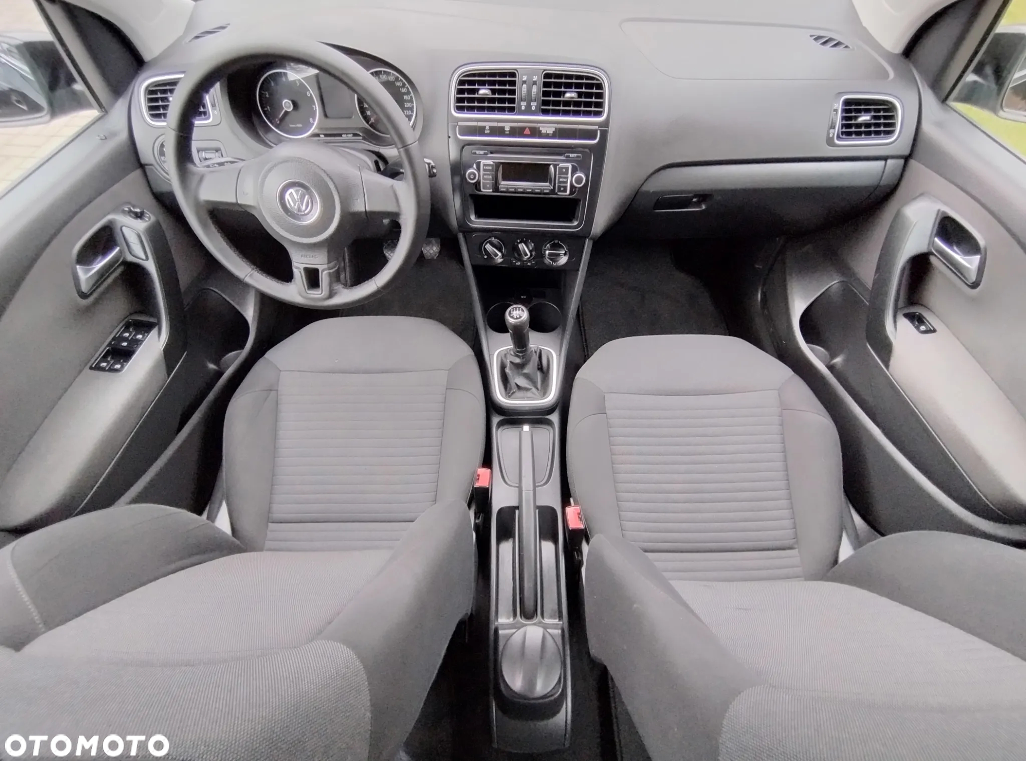 Volkswagen Polo 1.4 16V Comfortline - 35