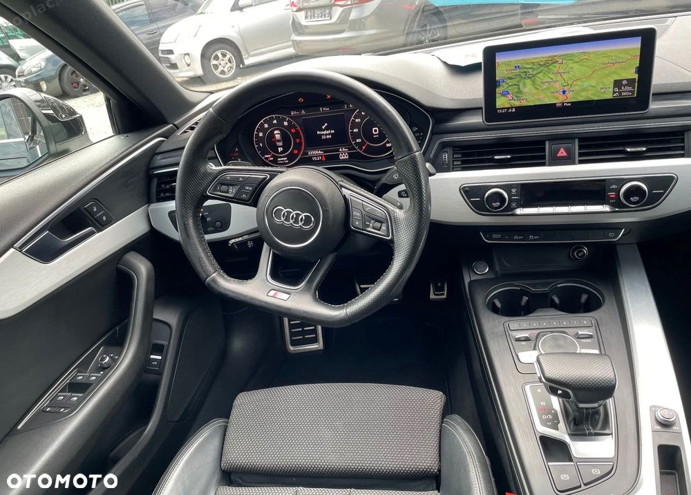 Audi A4 Limousine - 14