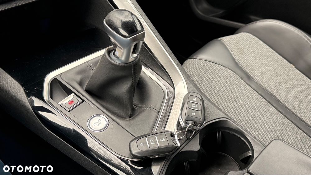 Peugeot 3008 1.6 BlueHDi Allure S&S - 33