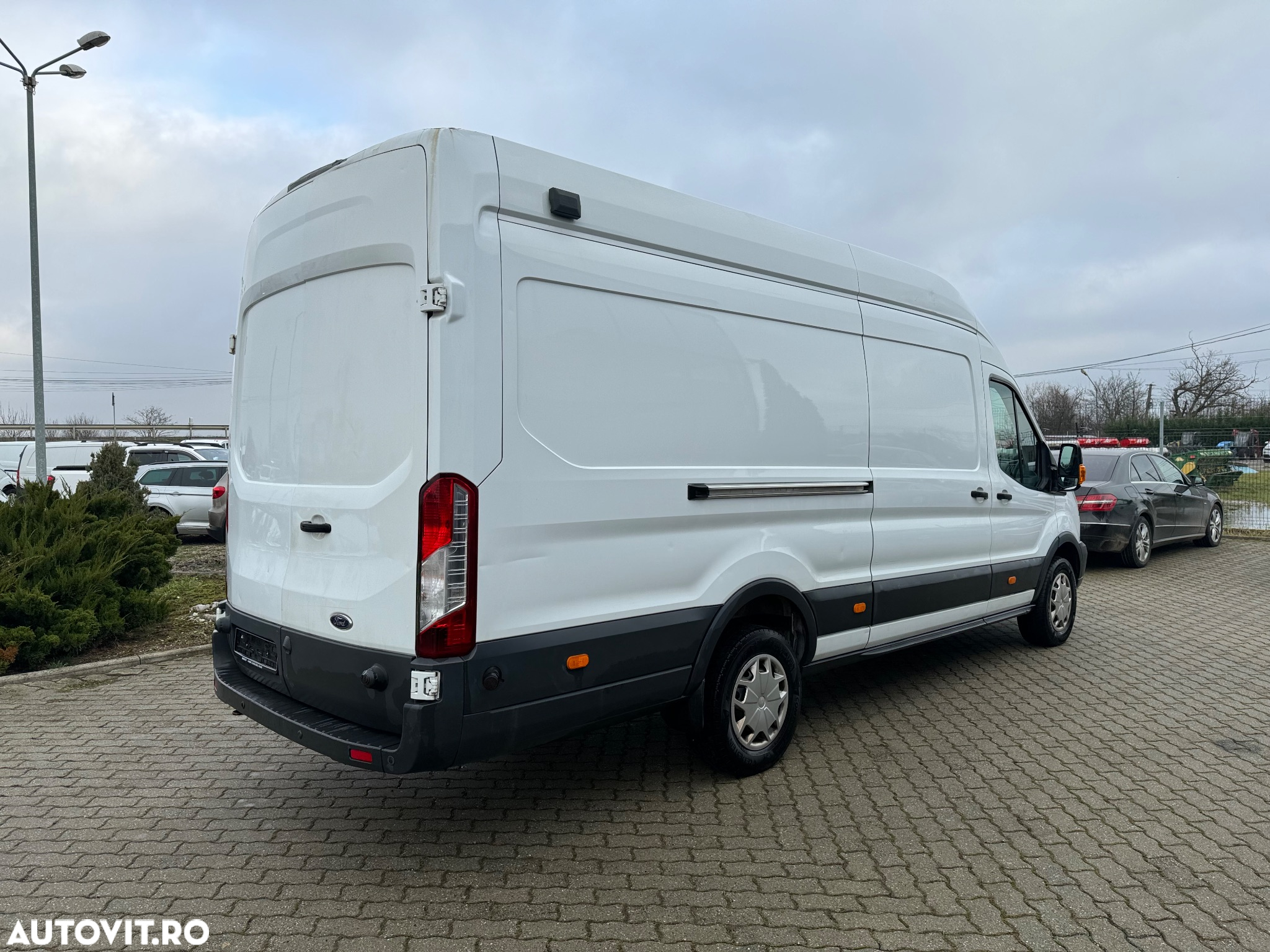 Ford Transit 350 L4H3 Lkw HA MH Trend - 4