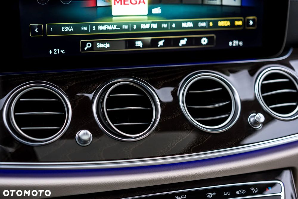 Mercedes-Benz Klasa E AMG 63 S 4Matic+ 9G-TRONIC - 19