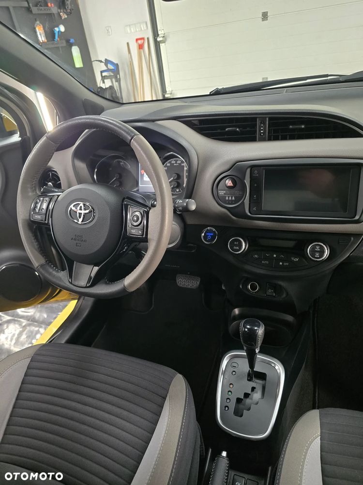 Toyota Yaris 1.5 VVT-i Style Selection - 12