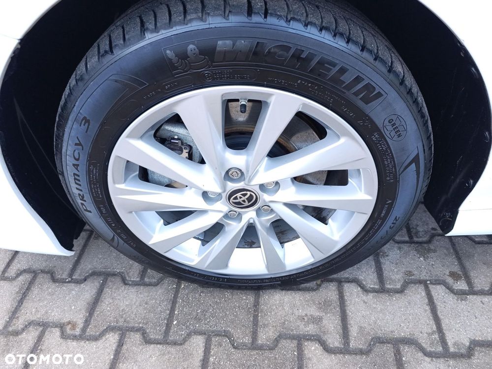 Toyota Camry 2.5 Hybrid Comfort CVT - 9