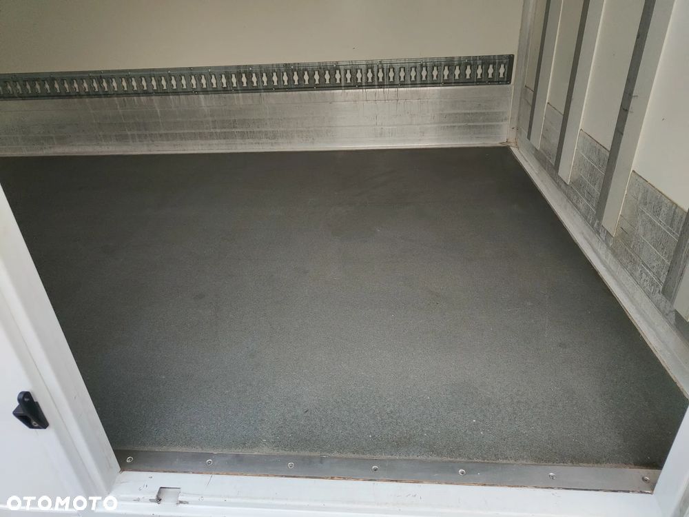 Mercedes-Benz Sprinter 316 2018r Chłodnia Mroźnia -20*C CARRIER XARIOS 350 KONTENER - 27