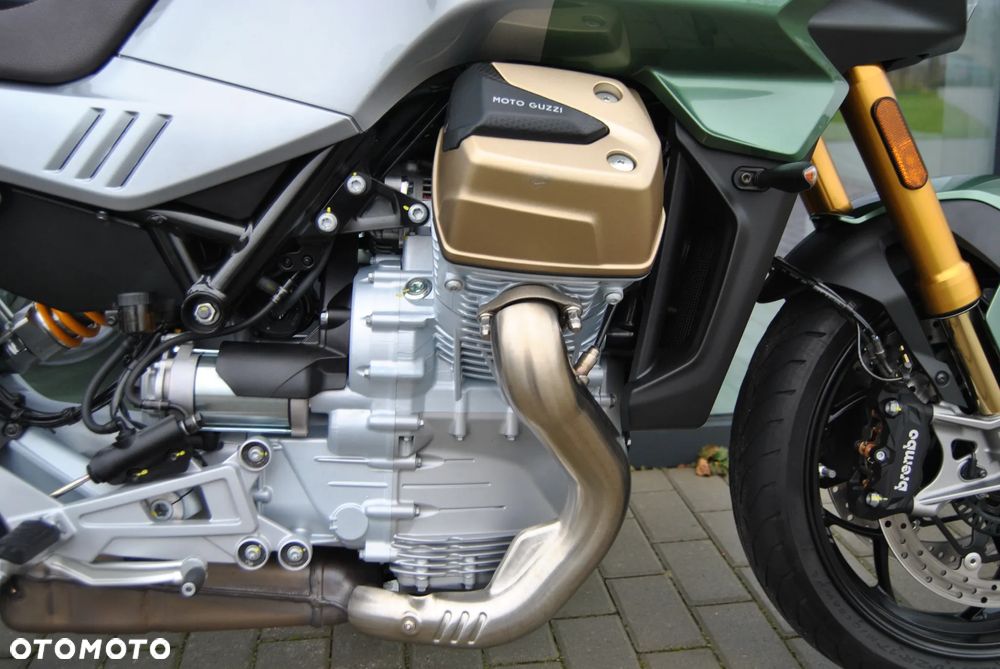 Moto Guzzi V100 Mandello - 10