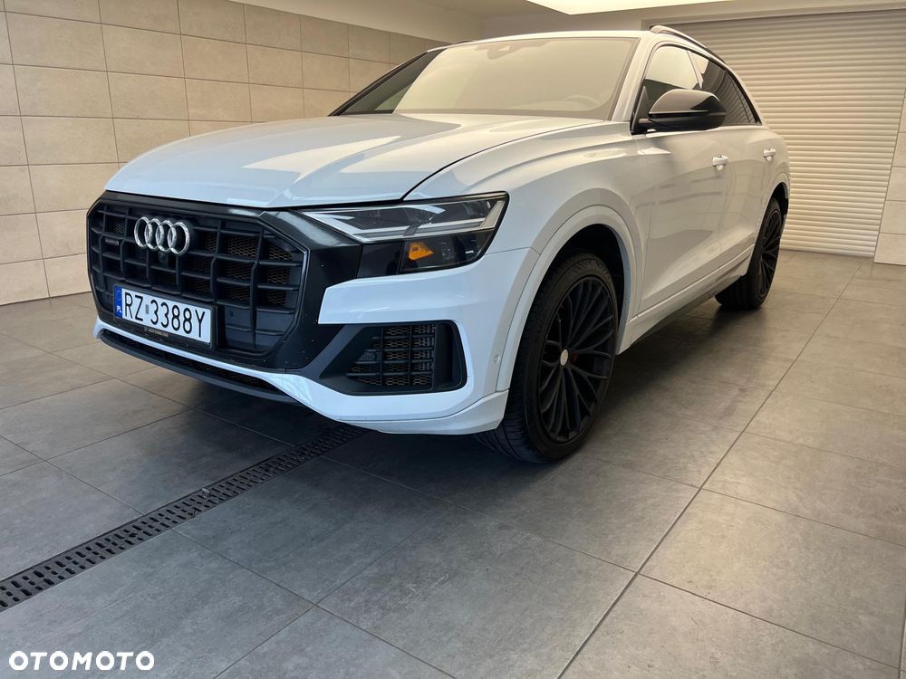 Audi Q8 55 TFSI quattro tiptronic - 14