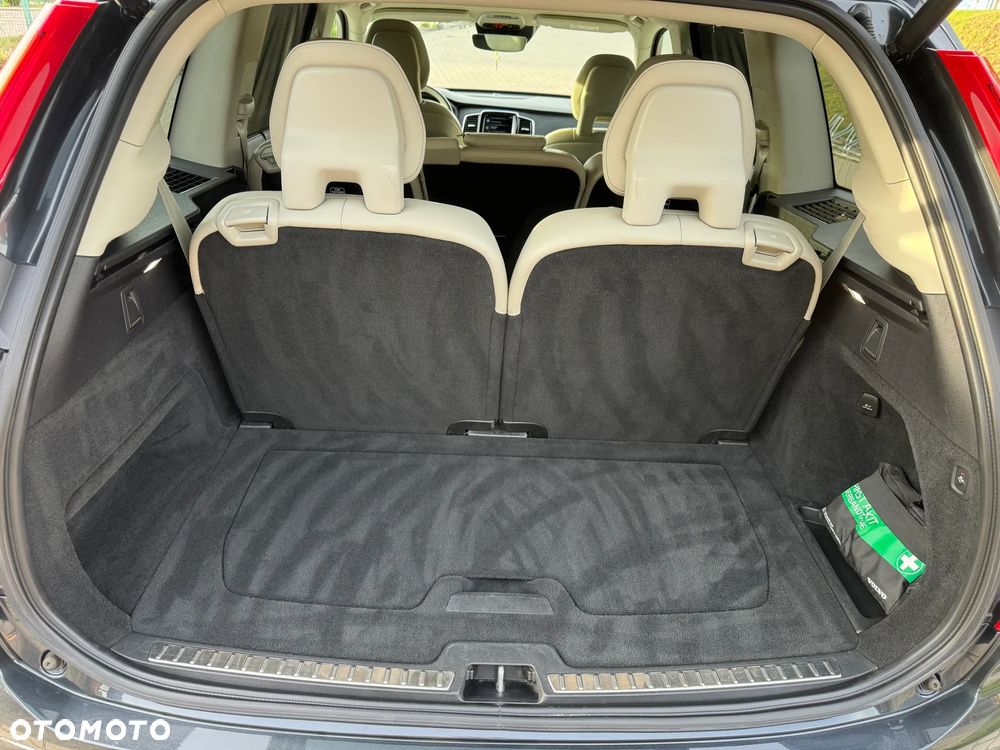 Volvo XC 90 B5 D AWD Inscription 7os - 9