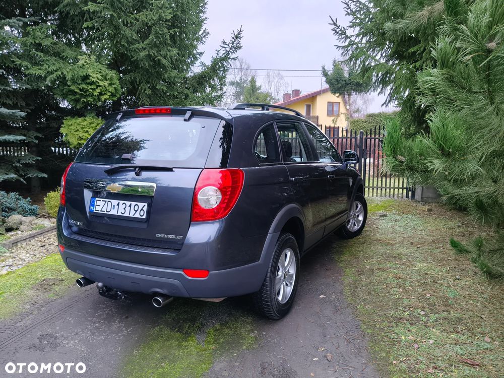 Chevrolet Captiva 2.4 2WD 5 Sitzer LS - 17