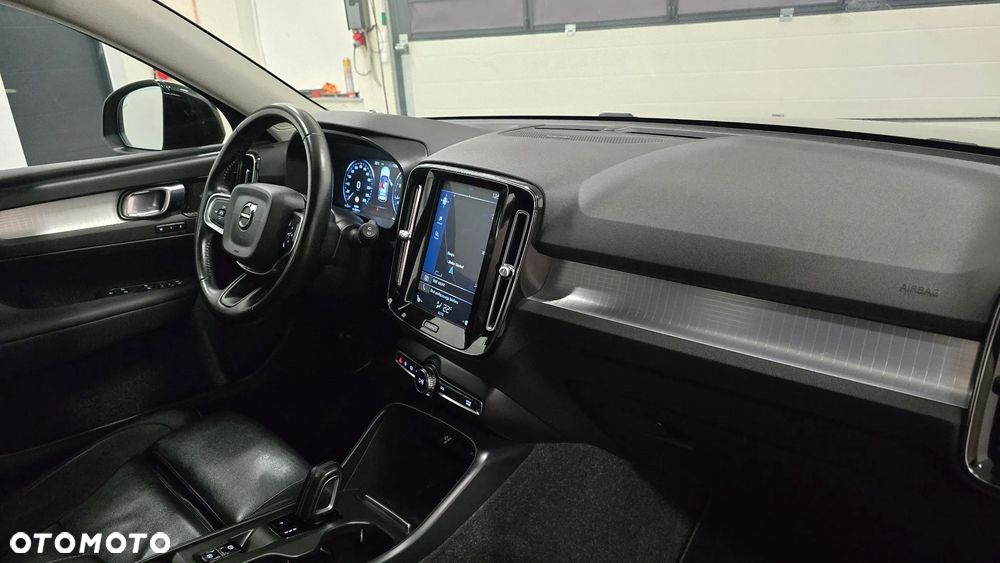Volvo XC 40 T3 Geartronic Inscription - 17