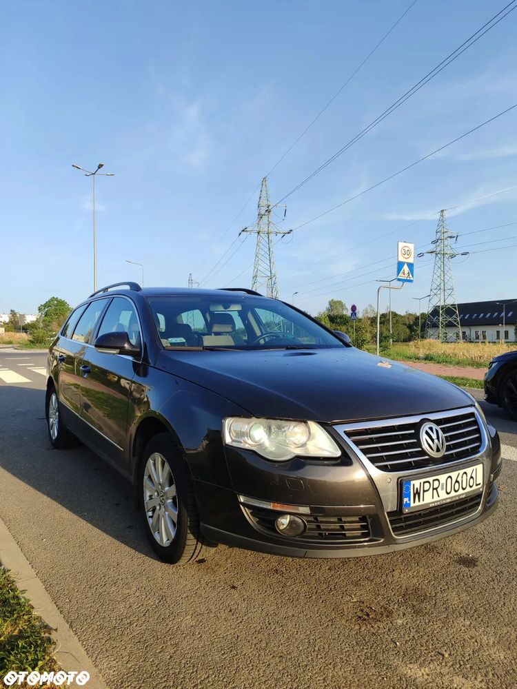 Volkswagen Passat 1.8 TSI Comfortline - 1