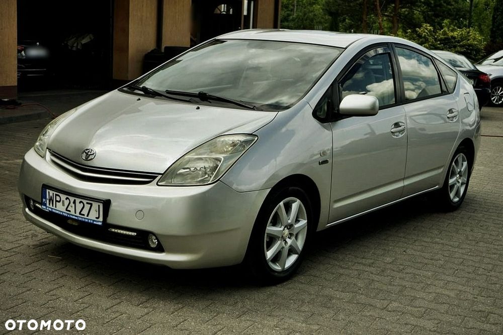 Toyota Prius - 9