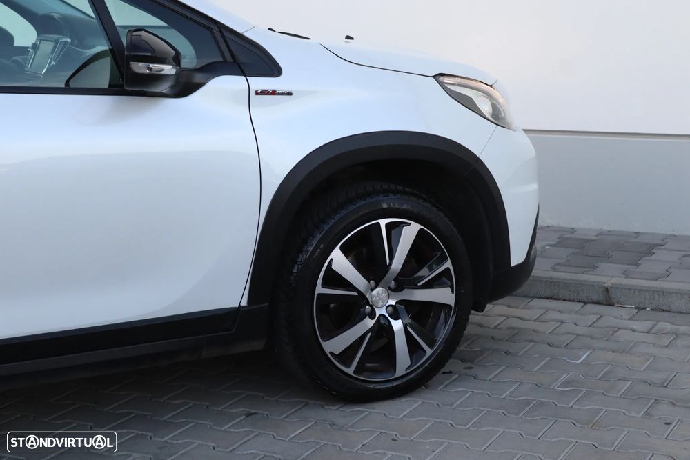 Peugeot 2008 1.2 PureTech GT Line - 21