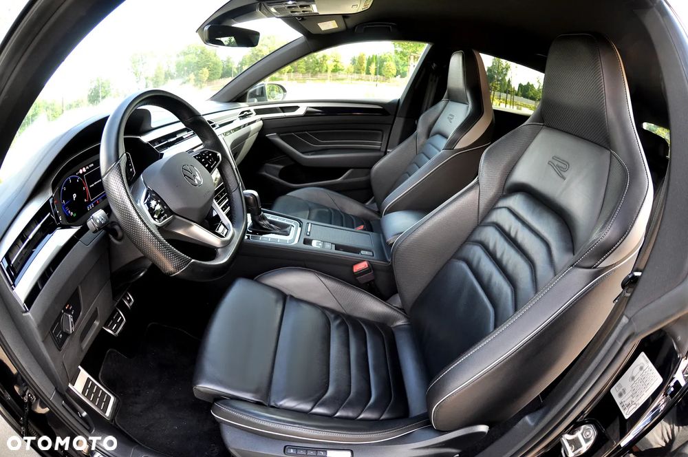 Volkswagen Arteon 2.0 TDI SCR 4Motion DSG R-Line - 23