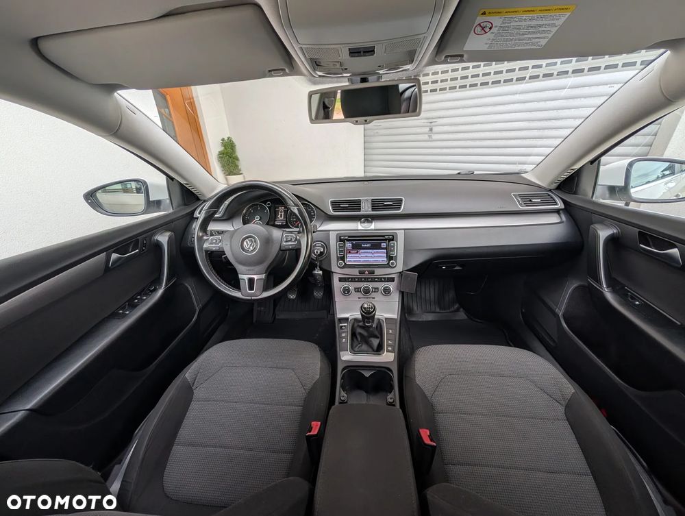 Volkswagen Passat 2.0 TDI BlueMotion Technology Comfortline - 7