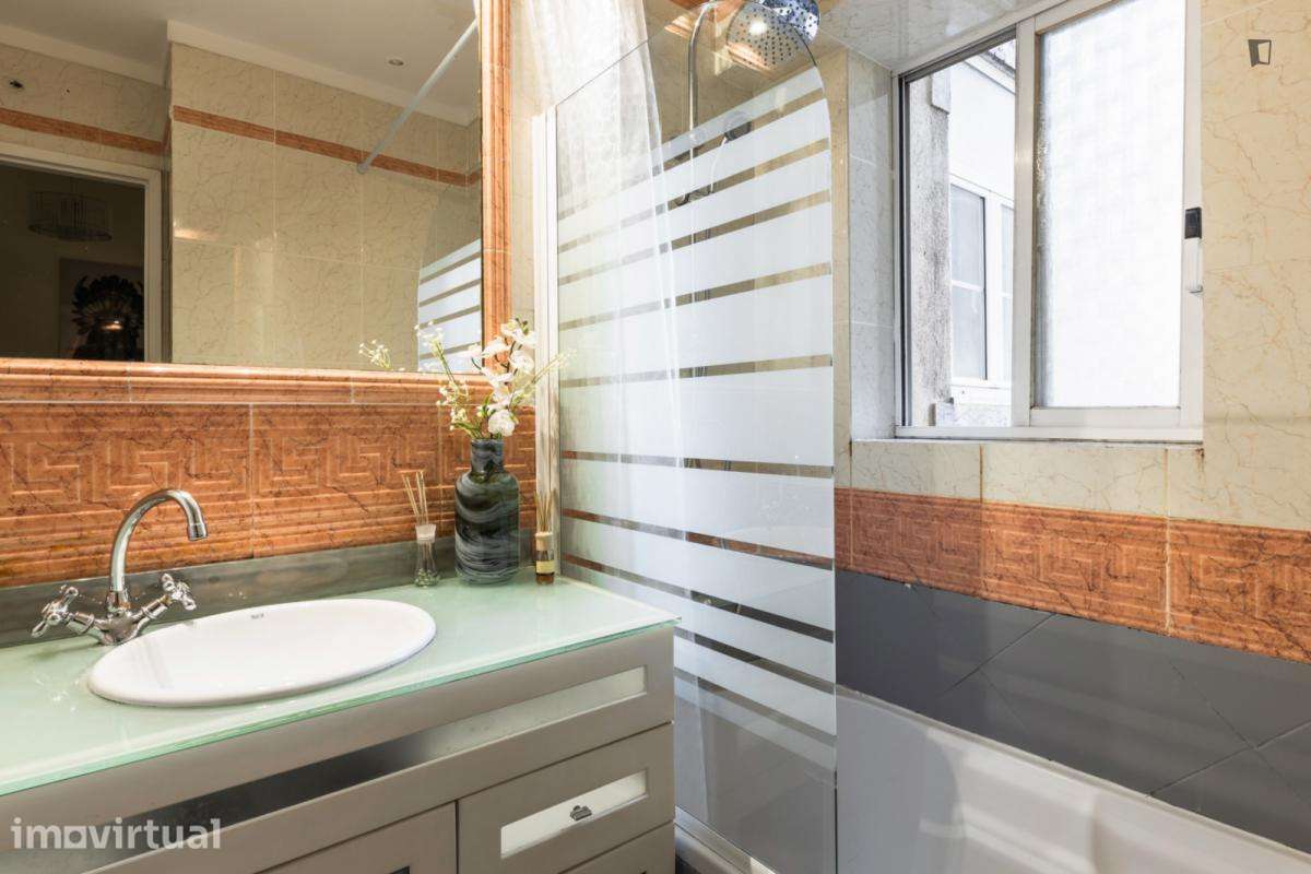 Quarto - localizado em Entrecampos Lisbon - Grande imagem: 3/20