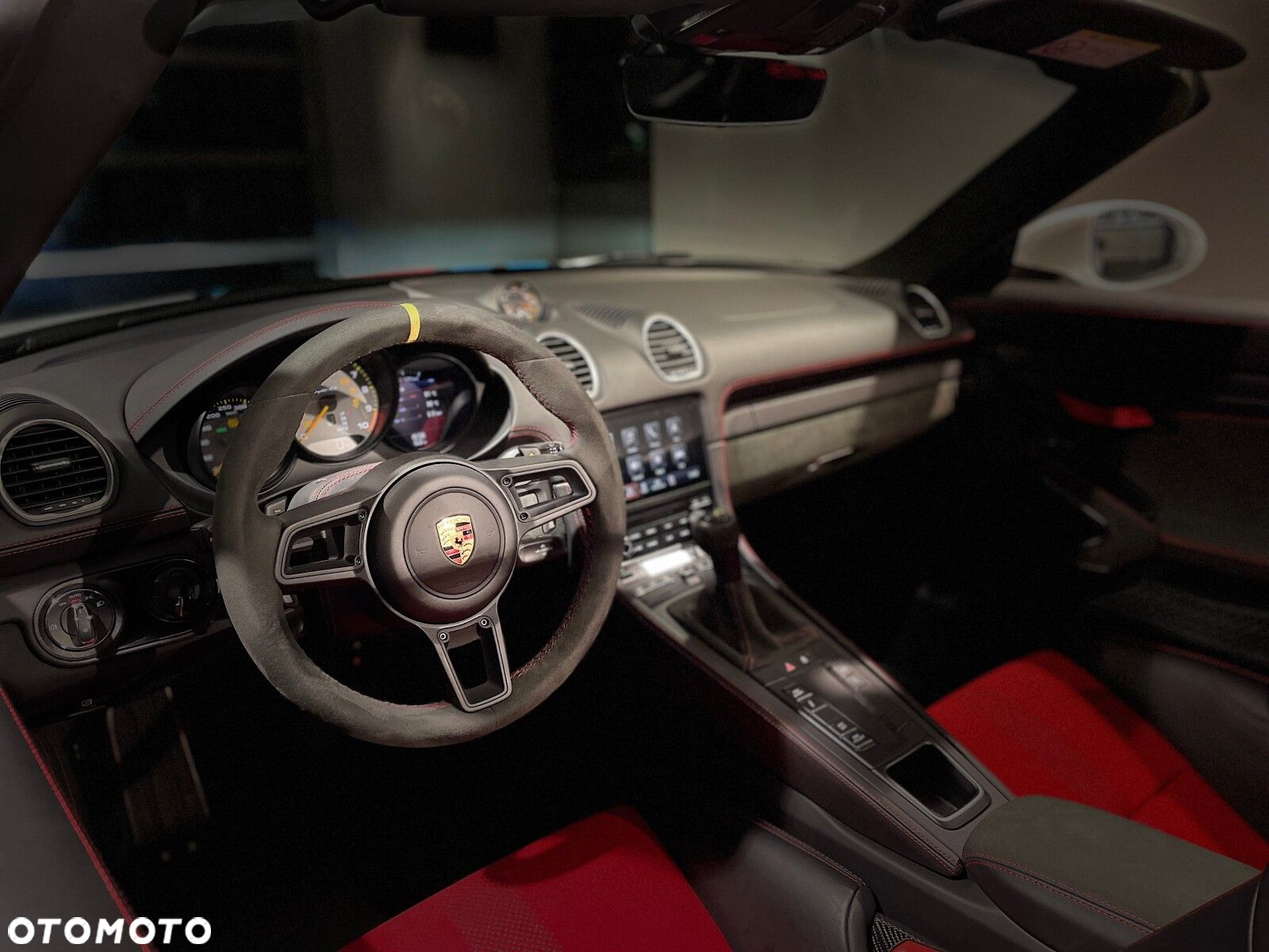 Porsche 718 Spyder - 9