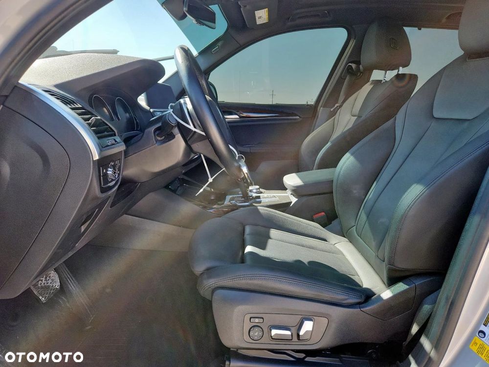 BMW X3 xDrive30i GPF xLine sport - 8