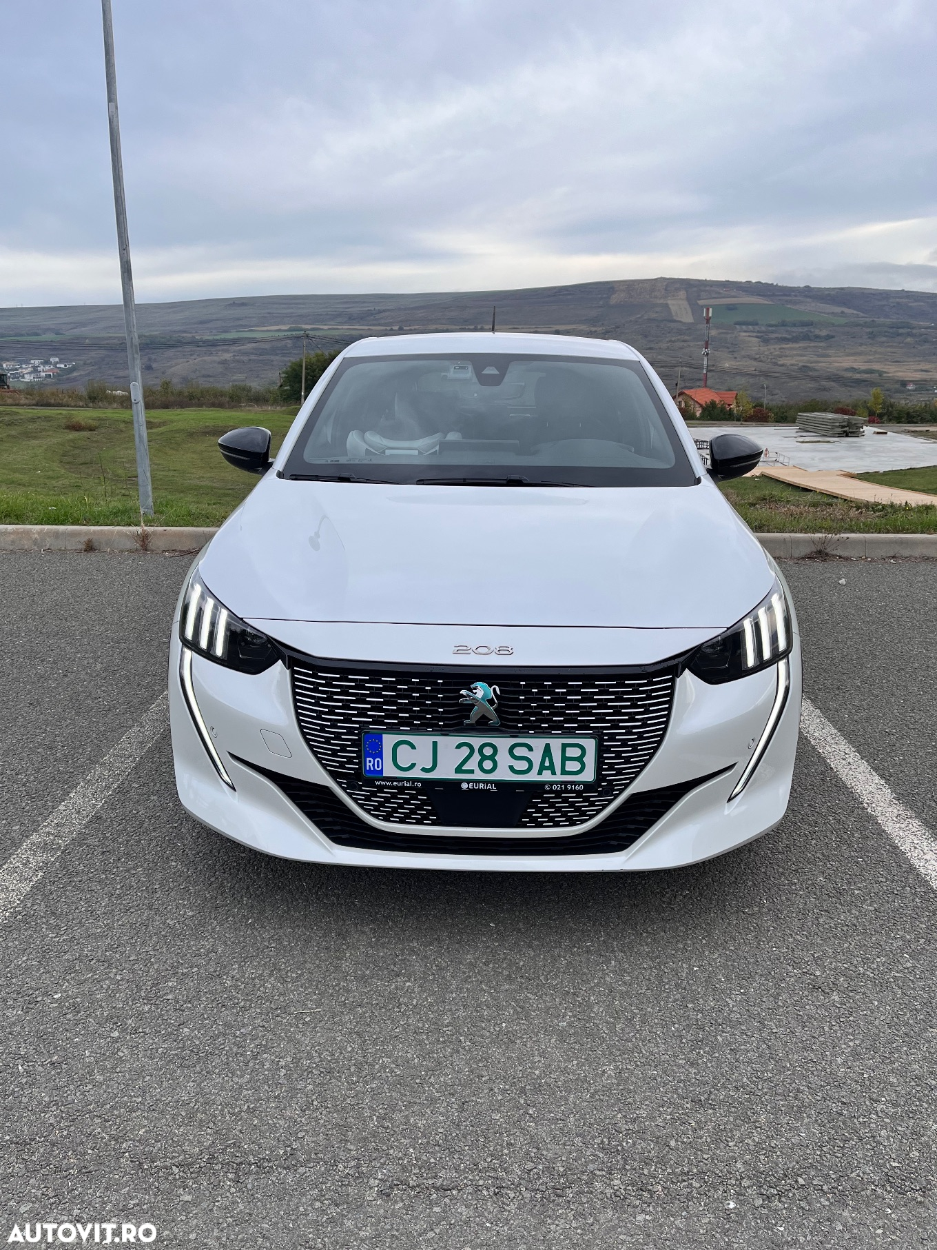 Peugeot 208 e-208 GT - 8
