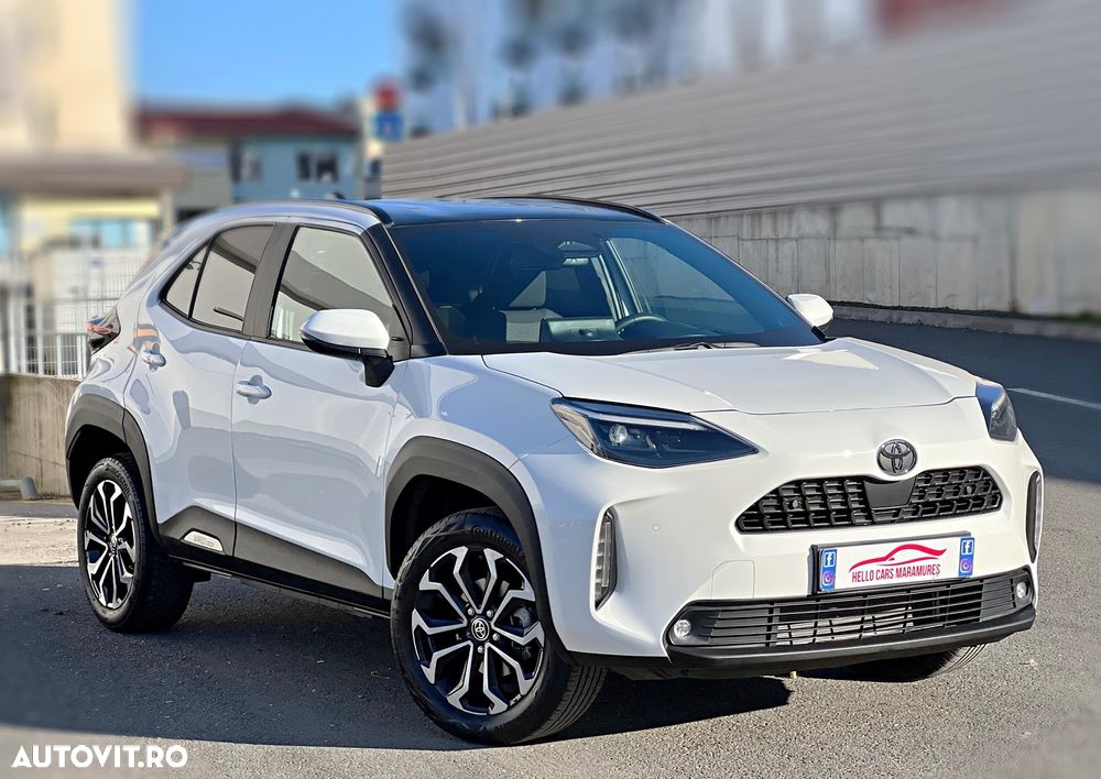 Toyota Yaris Cross 1.5 VVT-i HSD 4x2 Dynamic - 3