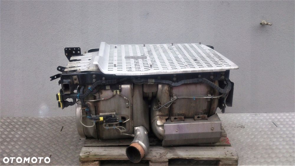 WÓZEK KATALIZATOR DPF XF 106 EURO 6 - 1