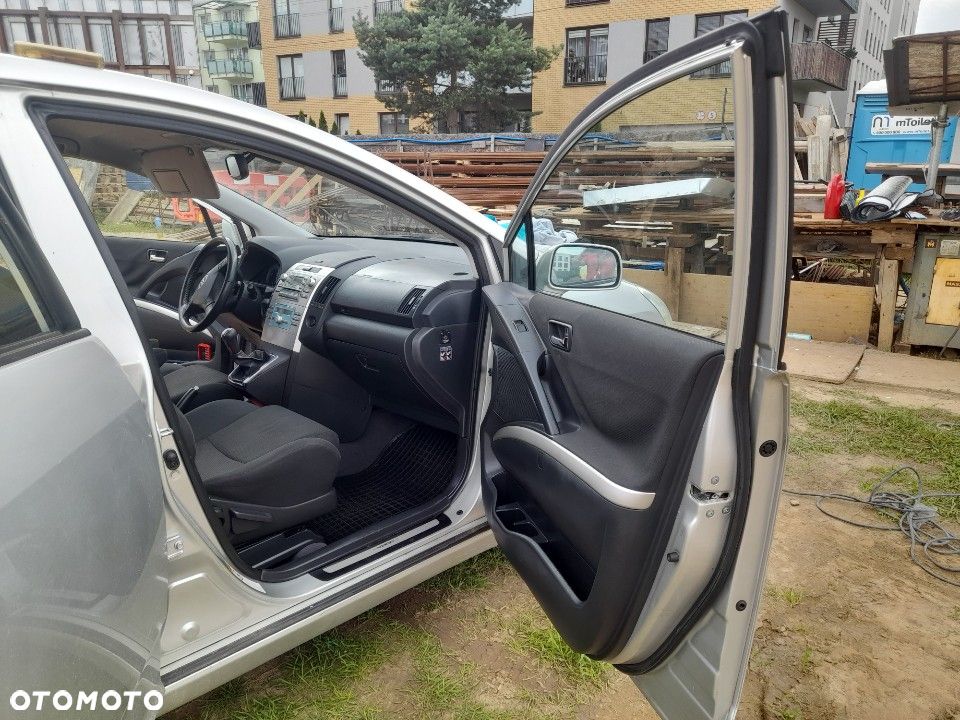 Toyota Corolla Verso 1.8 Prestige 7os - 11