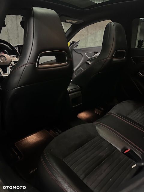 Mercedes-Benz CLA 200 AMG Line - 24