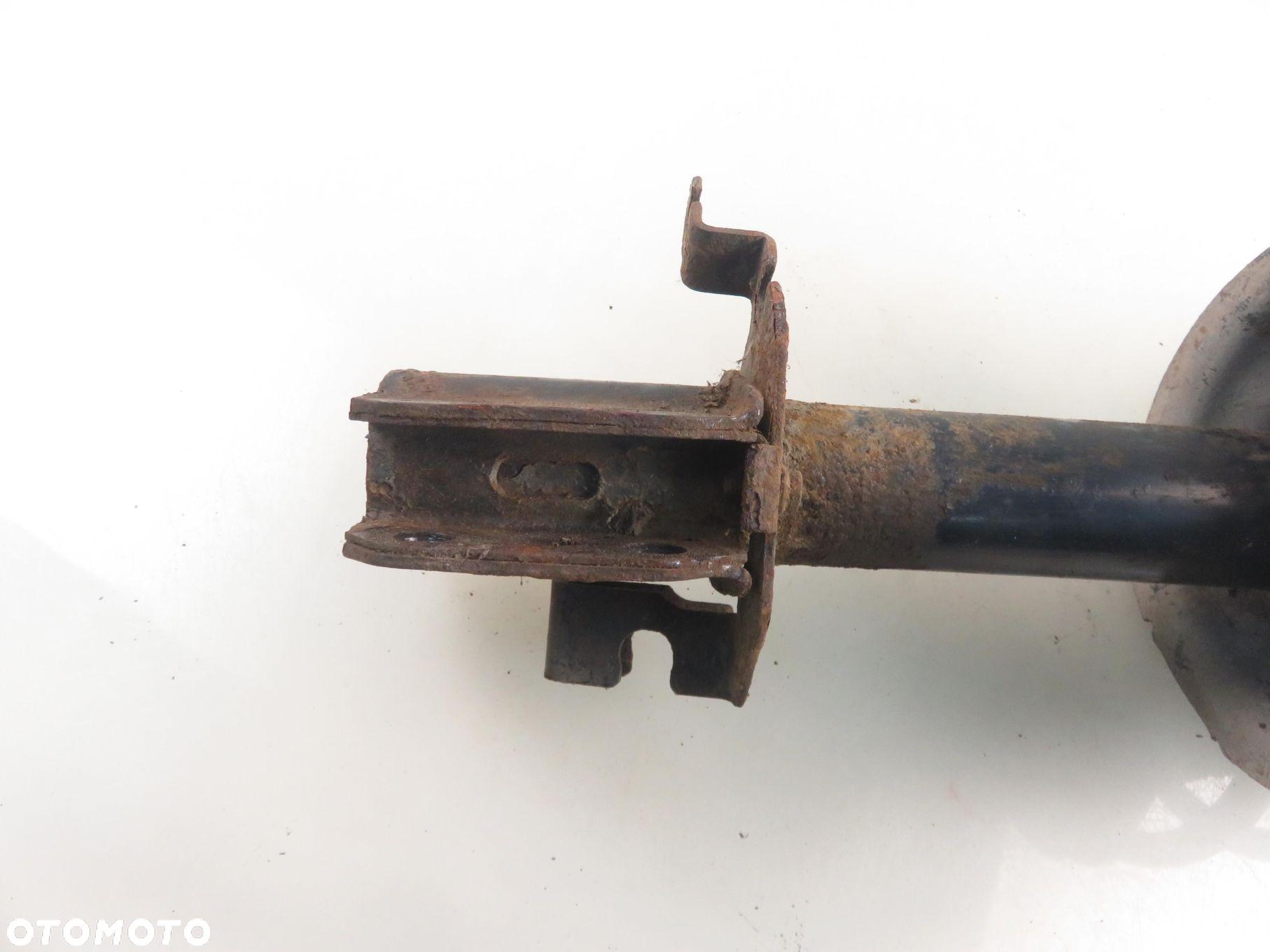 MCPERSON PRAWY PRZEDNI RENAULT MEGANE I 1.4 16V 95 - K4J 750 - 8