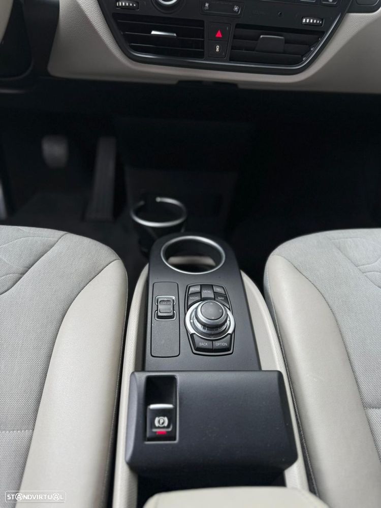 BMW i3 - 25