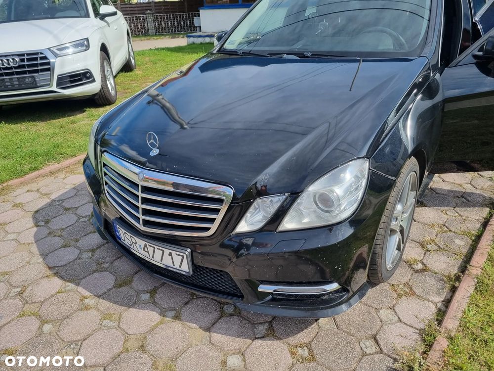 Mercedes-Benz Klasa E 350 CDI DPF 4Matic BlueEFFICIENCY 7G-TRONIC Avantgarde - 18