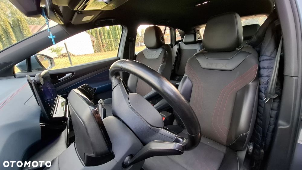 Volkswagen ID.4 - 13