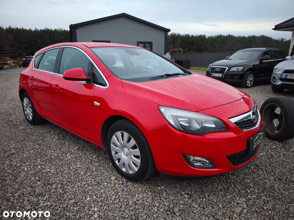 Opel Astra 1.4 Turbo Cosmo - 2