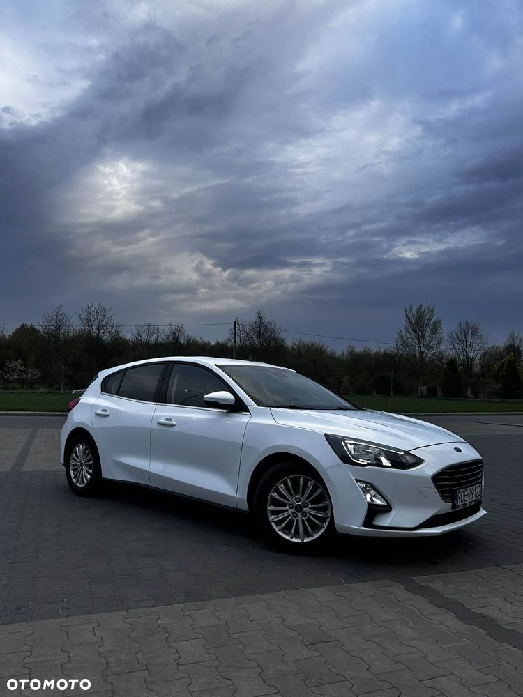 Ford Focus 1.5 EcoBlue Start-Stopp-System TITANIUM STYLE - 1