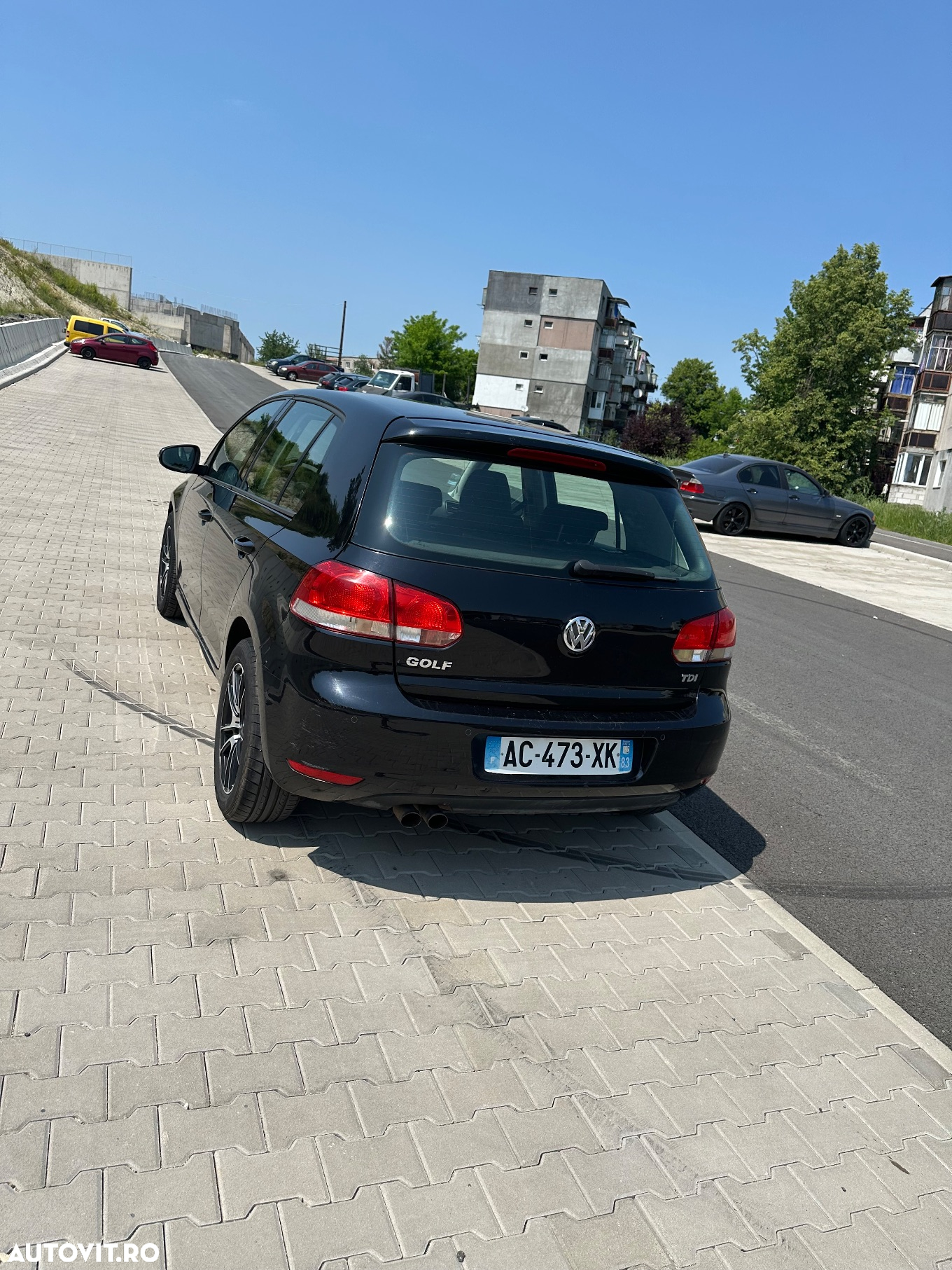 Volkswagen Golf 2.0 TDI Highline - 8