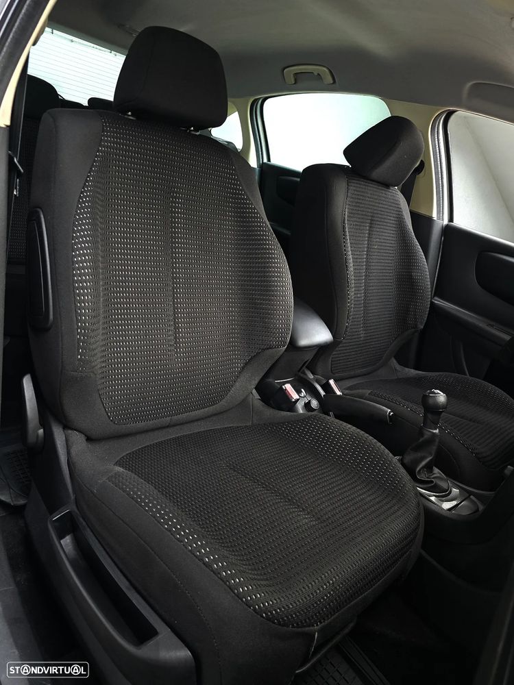 Citroën C4 1.6 HDi Exclusive Airdream - 44