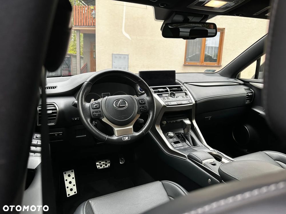 Lexus NX 300h Prestige AWD - 15