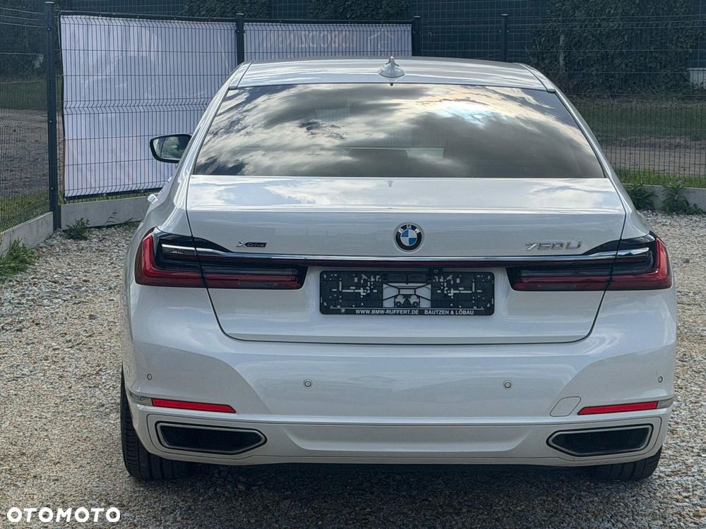 BMW Seria 7 750Li xDrive sport - 20