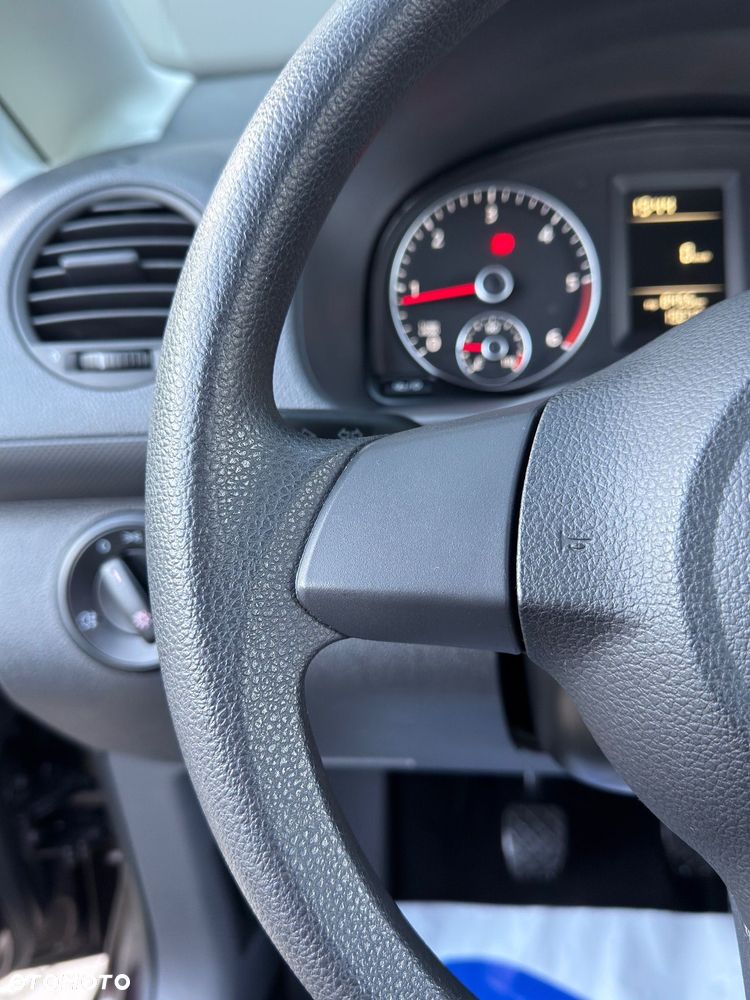 Volkswagen Caddy - 23