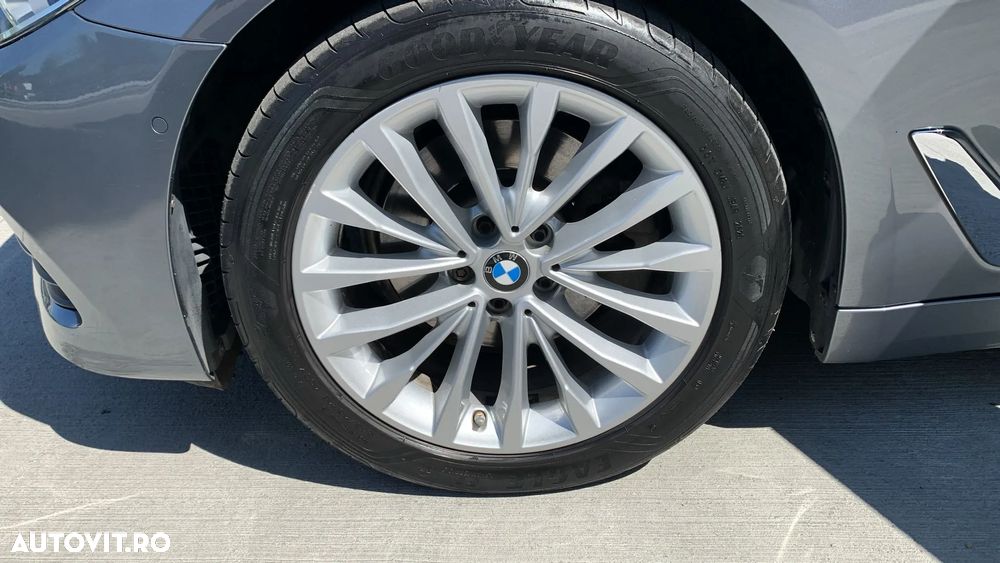 BMW Seria 5 520d AT MHEV - 18
