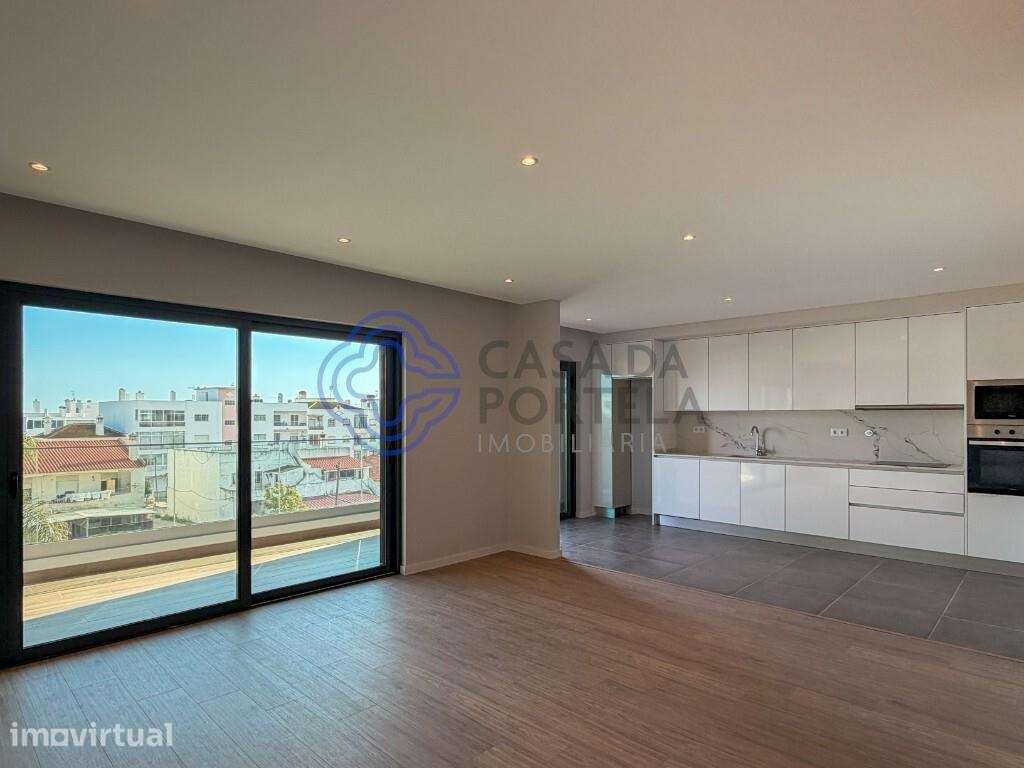 Apartamento T2 com Rooftop Privativo e Vista Mar – Montenegro, Faro - Grande imagem: 3/38