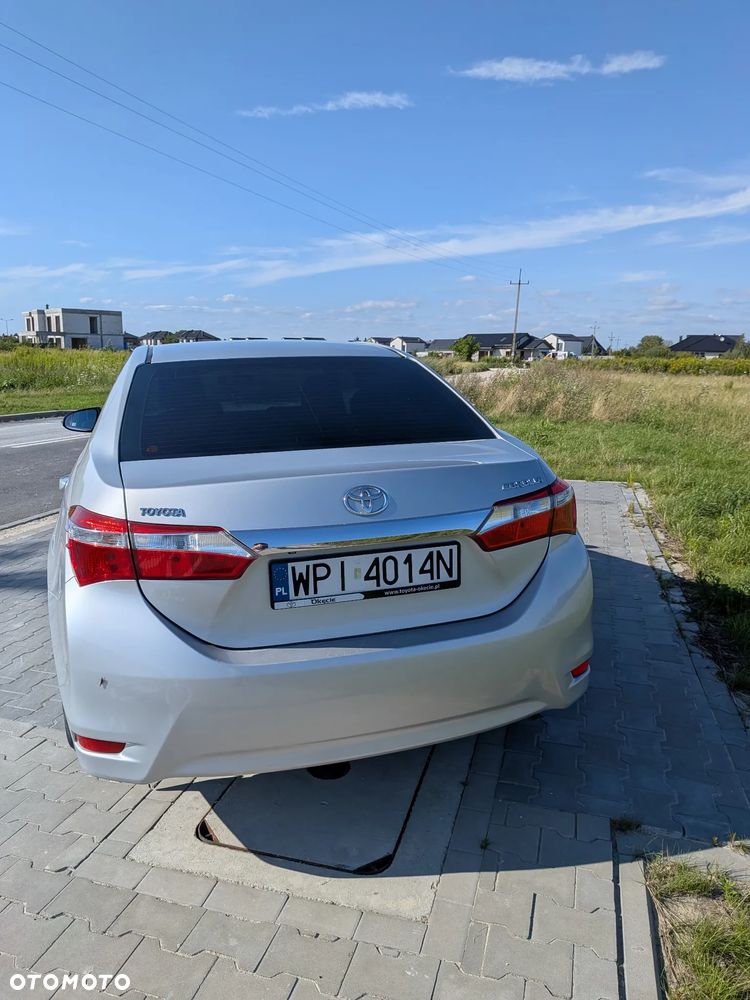 Toyota Corolla 1.6 Premium - 5
