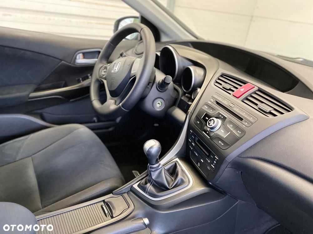 Honda Civic 1.4 Comfort - 11