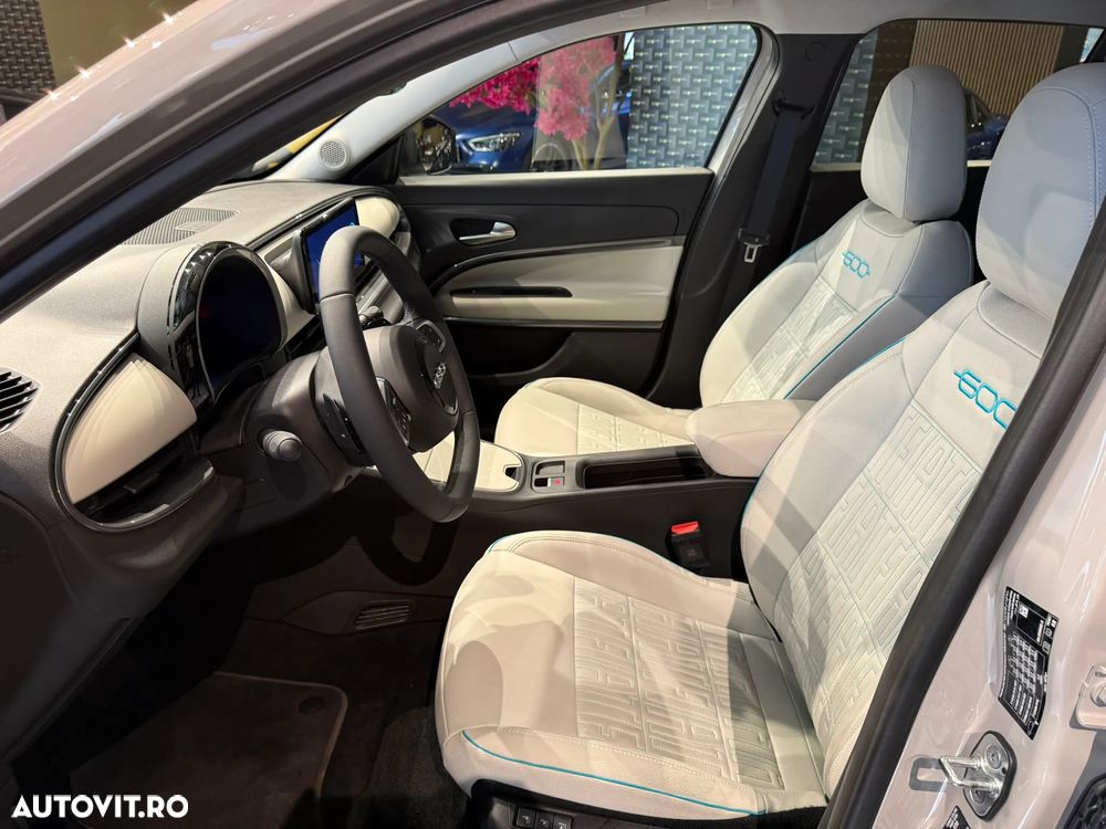 Fiat 600 HYBRID 100 kW 125 Jahre Edition - 14