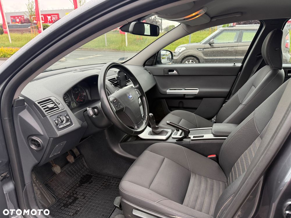Volvo V50 D2 Momentum Start-Stop - 8