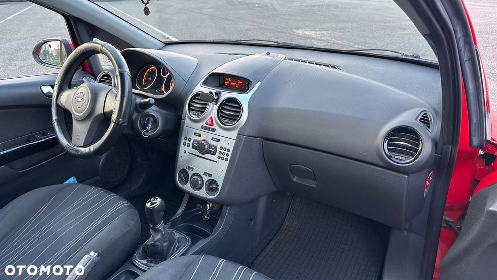 Opel Corsa 1.4 16V Enjoy - 10