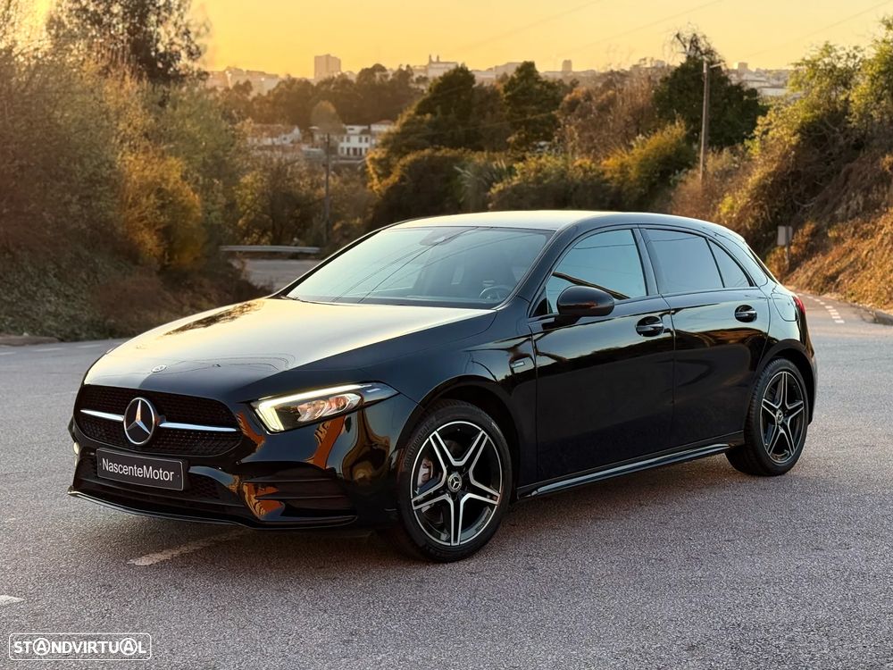 Mercedes-Benz A 250 e AMG Line - 1
