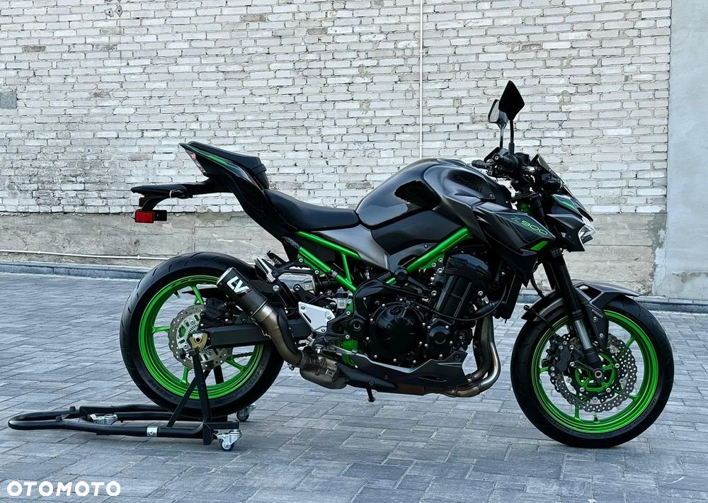 Kawasaki Z 900 - 7