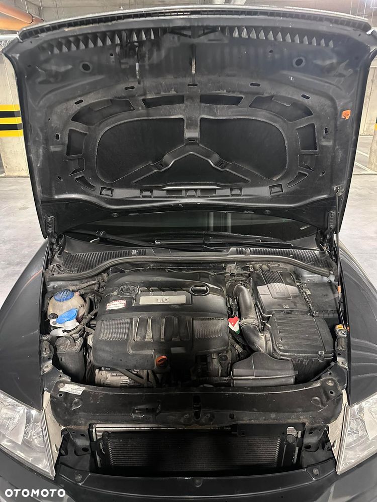 Skoda Octavia 1.6 Ambiente - 3